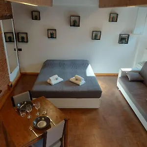 Appartamento Centro Domm, Verona